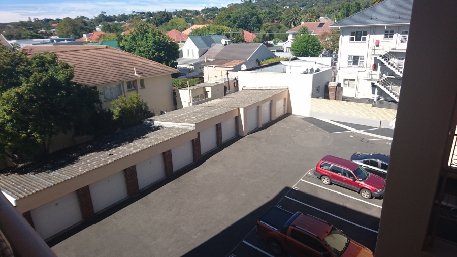 To Let 2 Bedroom Property for Rent in Claremont Upper Western Cape